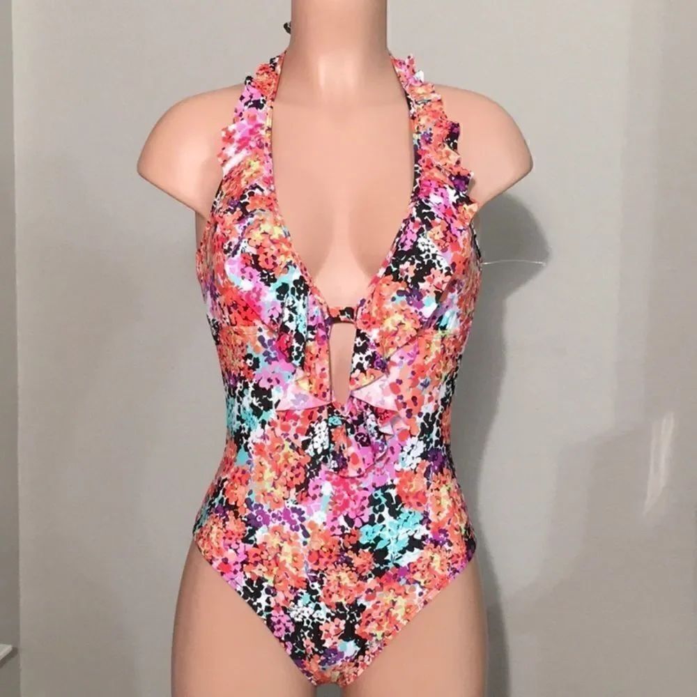 Kenneth cole swimsuit. New